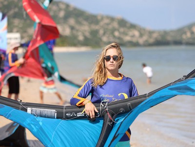 Ninh Thuan plays host to international kite surfing festival