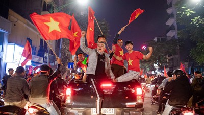 Sleepless night following Vietnam victory in men’s football at SEA Games