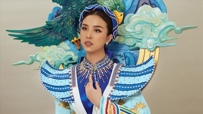 Thuy An reveals national costume for Miss Intercontinental 2019