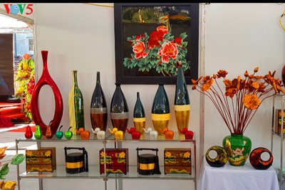 Ha Thai lacquer village