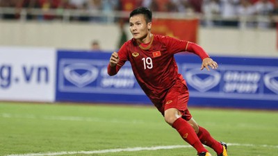 Quang Hai wins place in ASEAN team of the decade