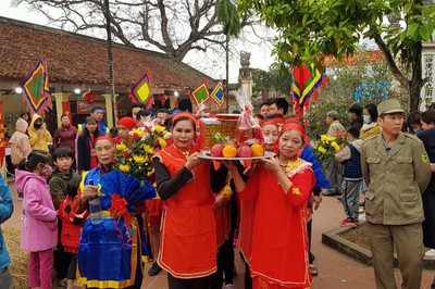 Rice cooking contest in Hanoi's Thi Cam village