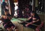 Ta Oi ethnic minority preserve traditional Zeng weaving