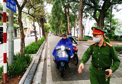 How Hanoi penalizes offenders of COVID-19 pandemic prevention rules?