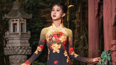 Ao Dai fashion designer promotes Vietnamese heritage to the world