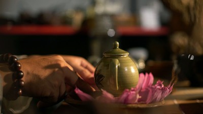 Past and present linked in Hanoi’s tradition of enjoying lotus tea