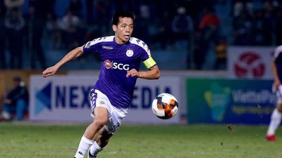 Van Quyet strike named among five best acrobatic goals by AFC