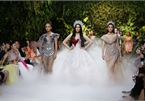 Beauty queens gather for fashion show by designer Hoang Hai