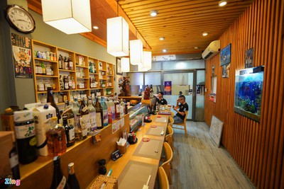 Backpacker streets fall quiet amid post-COVID-19 recovery period