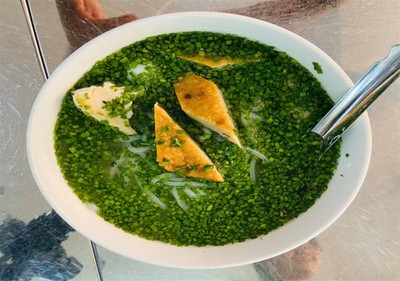 Phu Yen’s chive noodle soup