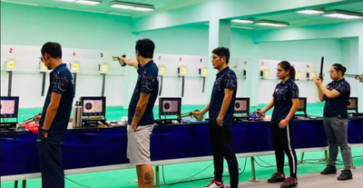 Vietnamese marksmen compete in online international tournament