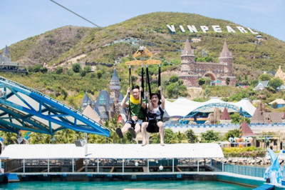 Longest zipline inaugurated in Vinperal Nha Trang