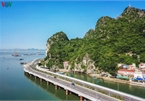 Discovering scenic coastal road in Ha Long