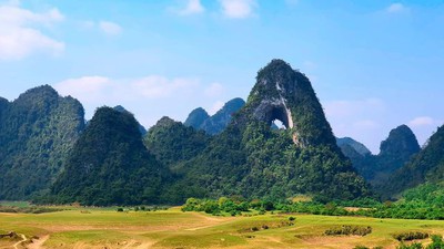 Nui Thung mountain - new check-in point in Cao Bang for young travelers