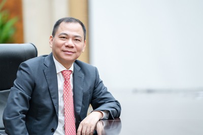 Billionaire Pham Nhat Vuong honoured by Forbes in COVID-19 fight