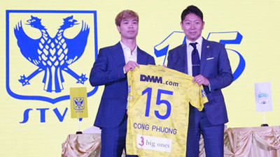 Cong Phuong given number 15 jersey at Sint-Truidense FC