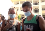 Over 100 foreigners thank Vietnam after 14-day quarantine ends