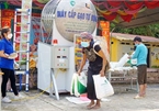 COVID-19: Minority people get gifts from ‘rice ATMs’