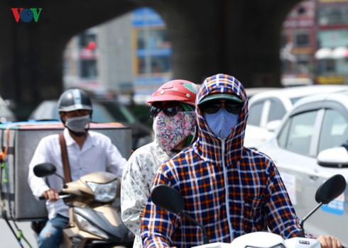 heat wave intensifies nationwide, temperatures rise above 38 hinh 0