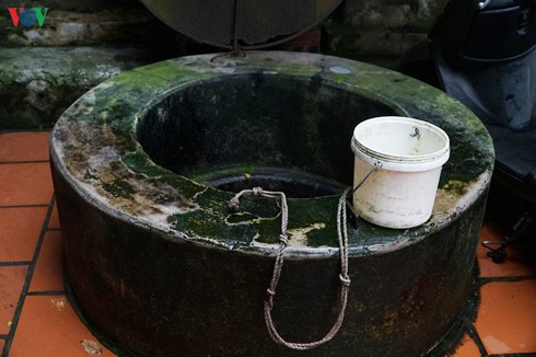 ageing underground wells in the heart of hanoi hinh 4