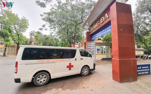 covid-19: two more cases raise vietnam’s tally to 417 hinh 0