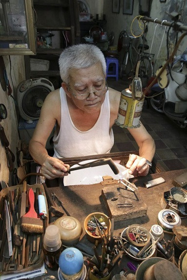 traditional crafts of hanoi’s old quarter hinh 0