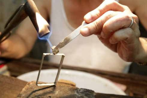 traditional crafts of hanoi’s old quarter hinh 1