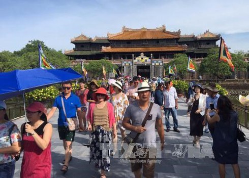 traditional tet revived at hue citadel hinh 0