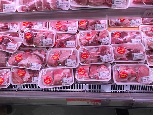 vietnam increases pork imports to halt price hike: mard hinh 0