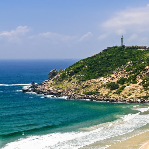 the pristine coastal beauty of phu yen province hinh 2