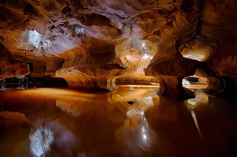 top 7 must-see natural caves in vietnam hinh 7