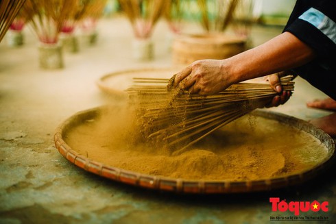 incense-making craft of the nung an hinh 1