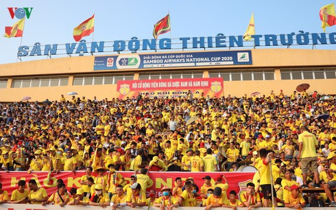 first punishment of v.league 1 2020 season handed out hinh 0