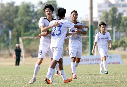 u19 footballers gather ahead of afc u19 championship finals hinh 0