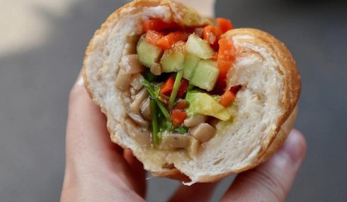 vietnamese banh mi on a journey to conquer the world hinh 0