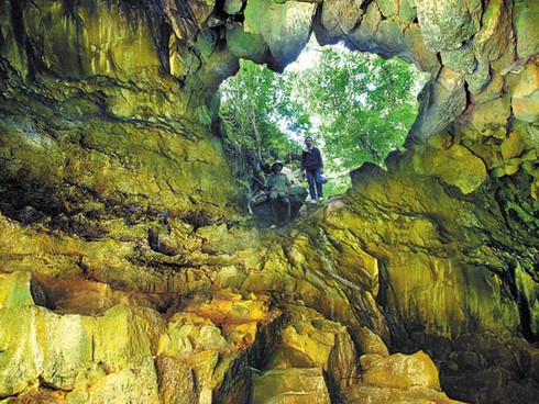 krong no volcanic caves seek recognition as global geological park hinh 0