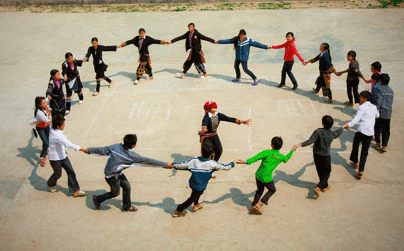 promoting traditional games urgently needed in modern society hinh 0