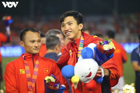 doan van hau cherishes world cup dream in fifa interview hinh 2