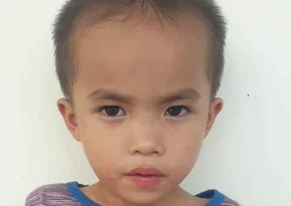 Nghe VietNamNet: Ở nhà một mình, bé trai mất tích bí ẩn