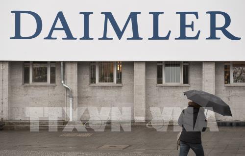 Daimler hạ triển vọng lợi nhuận do vụ bê bối khí thải ô tô