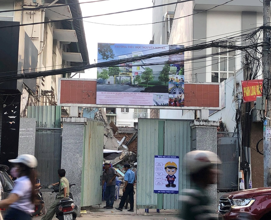 Nghe VietNamNet: TP.HCM: Hai người thương vong do sập công trình trường học