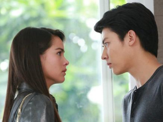 Chồng phát hiện ra vợ đã lừa dối mình. Ảnh minh họa