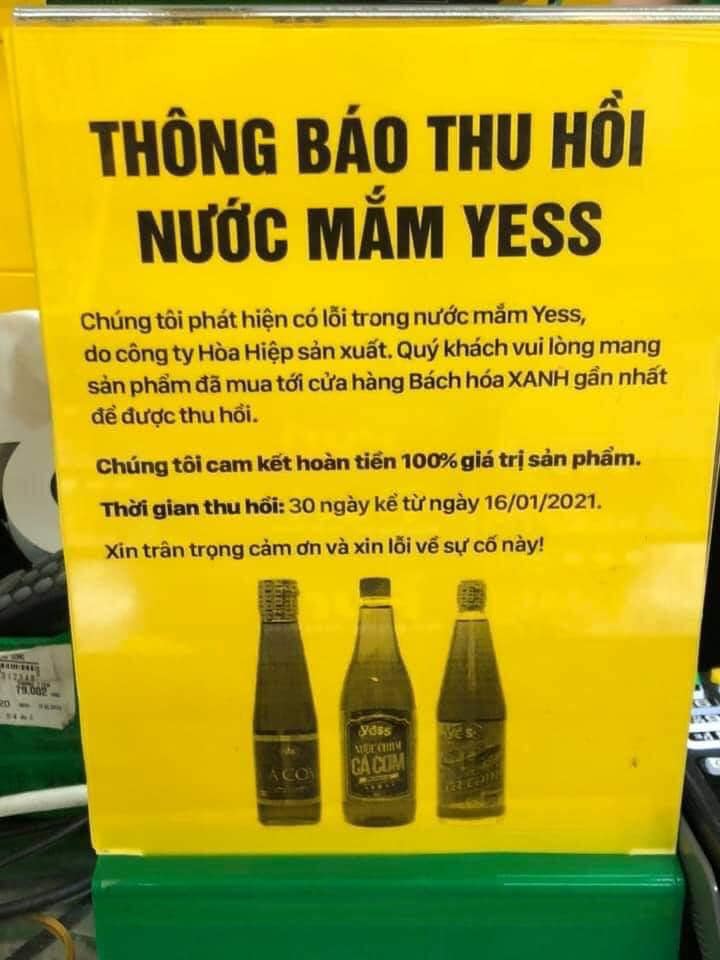 Thông báo tại một cửa hàng Bách hóa Xanh