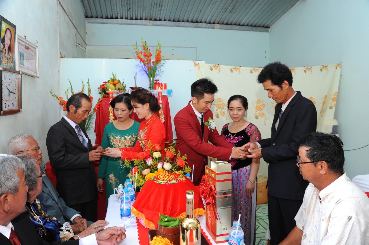 Đám hỏi của họ được tổ chức vào tháng 4 vừa qua(Ảnh nhân vật cung cấp)