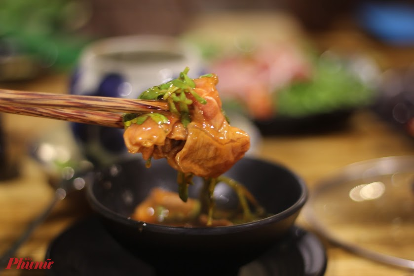 Với Phong, bò nhúng ớt từng là món ăn ngon nhất quả đất.