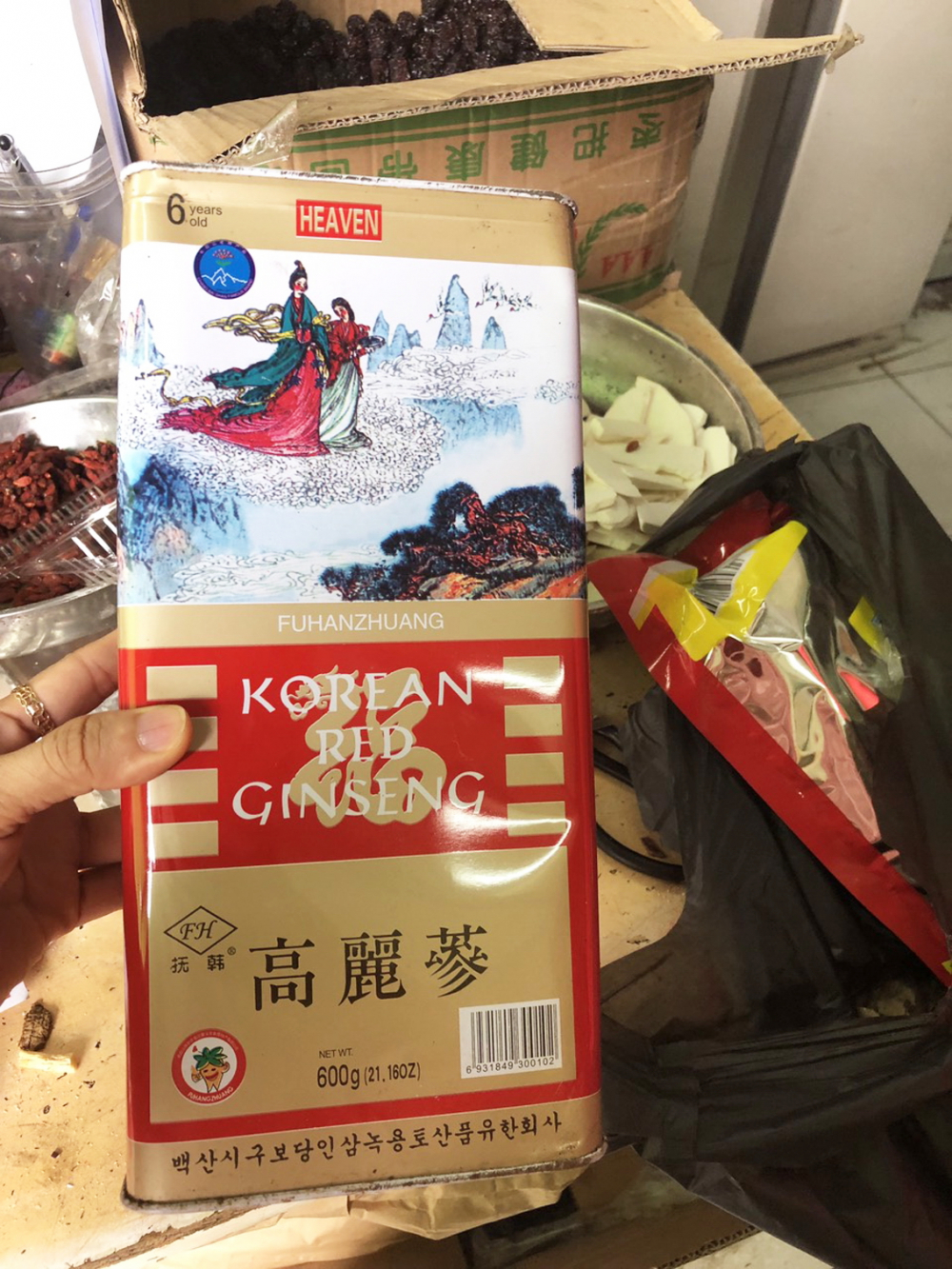 Loại sâm Heaven được một tiệm đông dược trên đường Hải Thượng Lãn Ông bán với giá 1,5 triệu đồng/hộp 600g