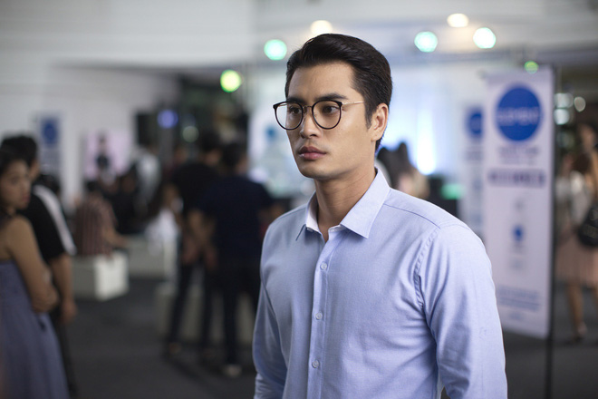 Quang là người sống tình cảm, chân thành nhưng đụng đến chuyện tiền bạc, anh lại rất lạnh lùng.