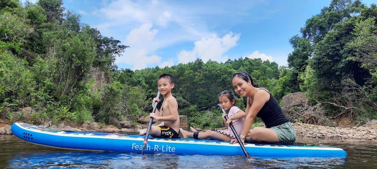 Thời gian rảnh Hoàng dành thời gian vui chơi, trải nghiệm cùng các con