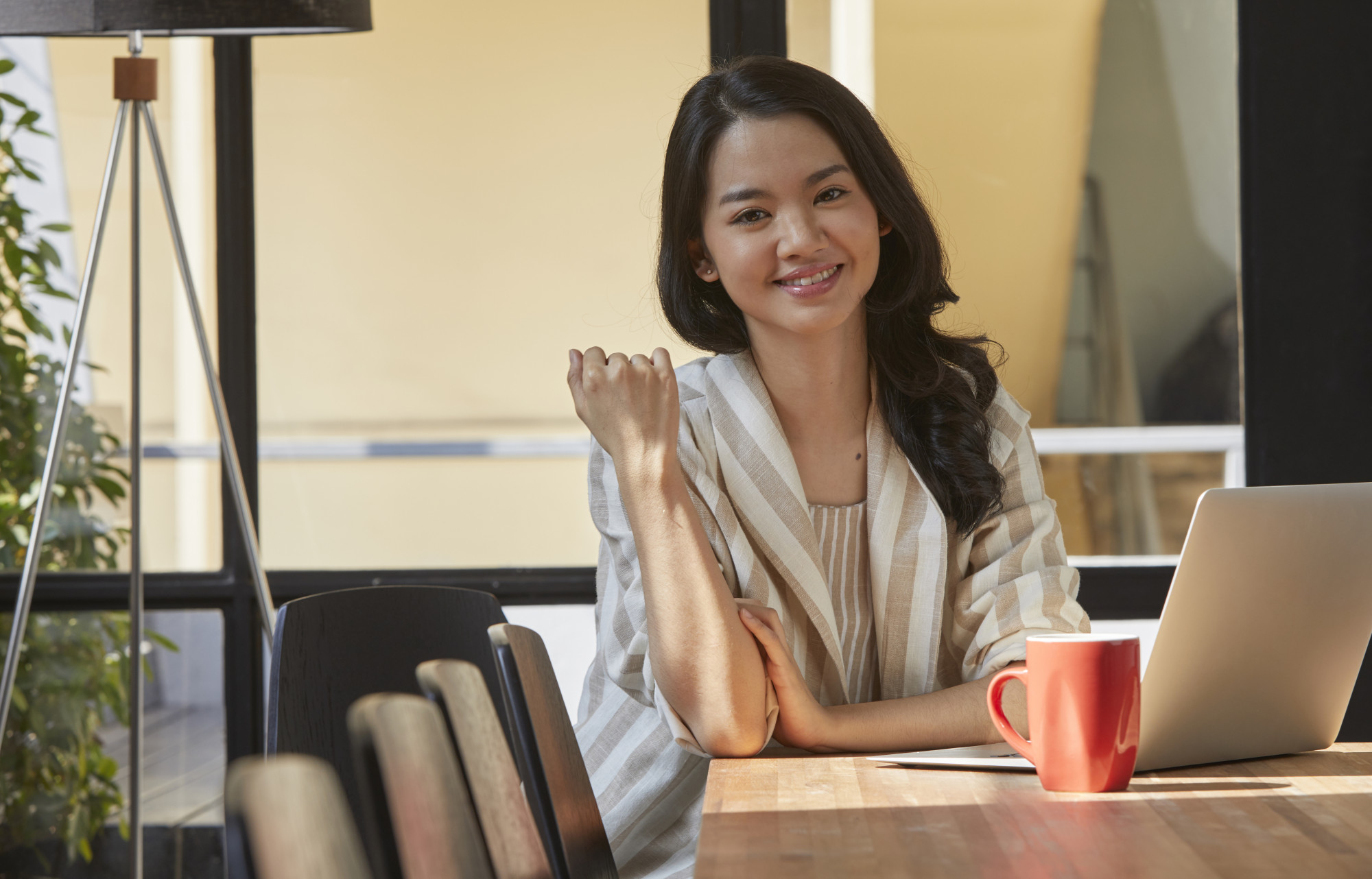 Chi bằng tự mình làm mình ăn, thế có phải cuộc đời ung dung, hạnh phúc hơn dựa dẫm hay không? - Ảnh minh họa