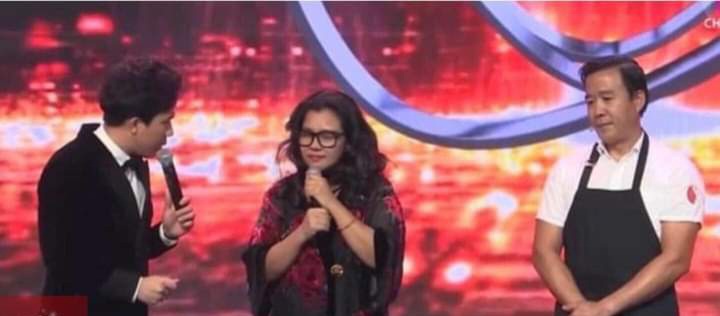 Vua cá Koi và vợ cũ tham gia chương trình Siêu trí tuệ Việt Nam (Ảnh chụp màn hình)